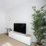 Apartamento In Donostia Well Connected Downtown Pasajes Ancho