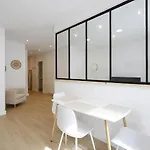 Apartamento In Donostia Well Connected Downtown Pasajes Ancho