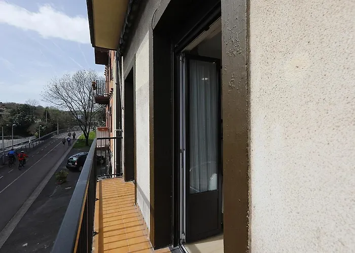 Apartment In Donostia Well Connected Downtown Pasajes Ancho
